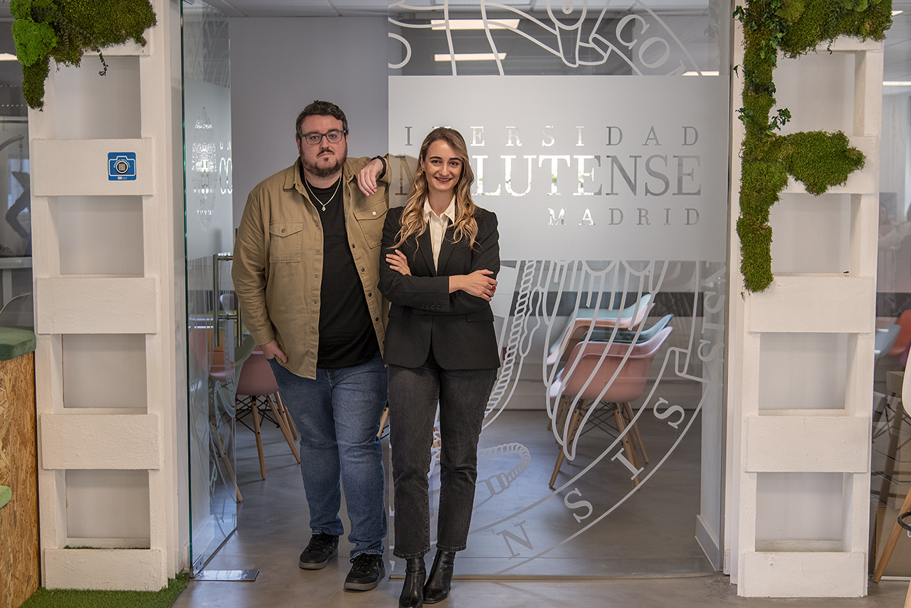 Pablo Roca y Sara Zangri, en la sede de Compluemprende