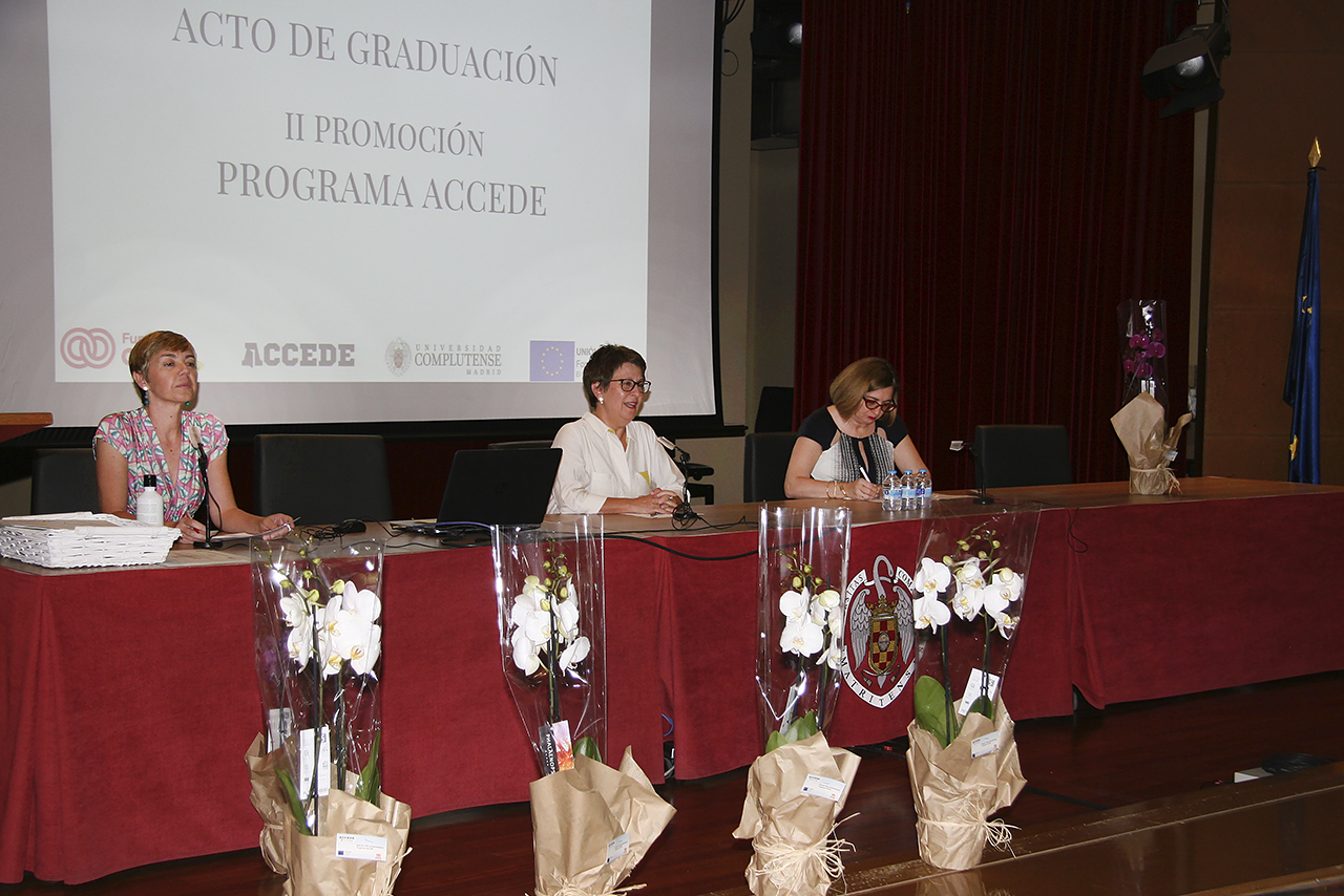 Elvira Carpintero, Mercedes García e Isabel Martínez
