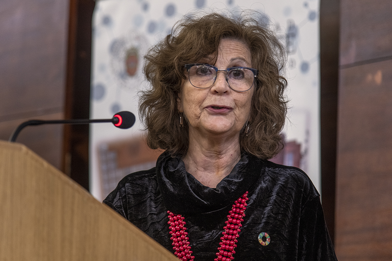Alicia Durán, presidenta de las actividades en España del Año Internacional de Vidrio