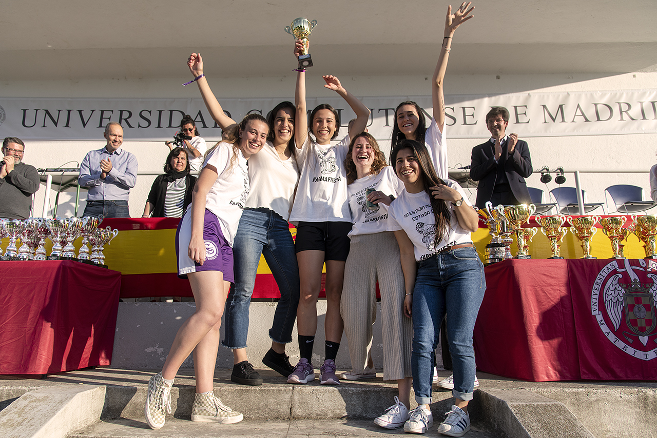 Trofeo Rector, equipo campeón baloncesto femenino: FARMACIA