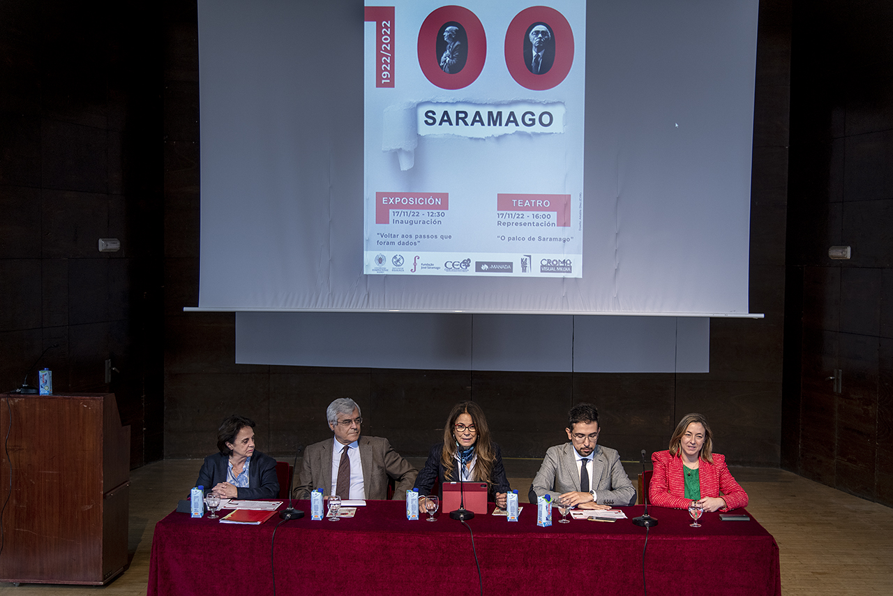Carmen Megías, Carlos Reis, Isabel Durán, Emilio Peral y María Colom, en la presentación de la Jornada