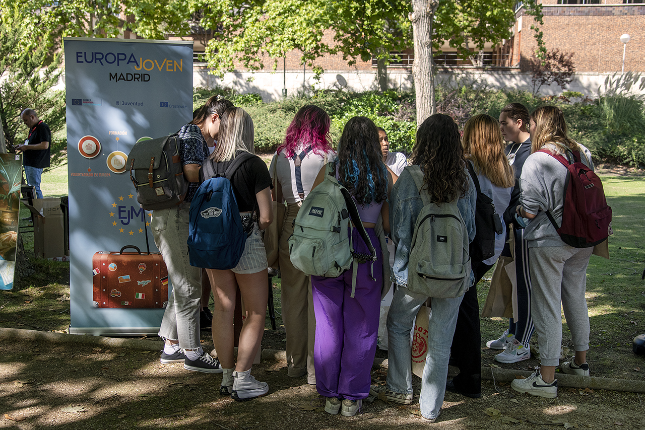 Bienvenida universitaria Complutense en el campus de Somosaguas
