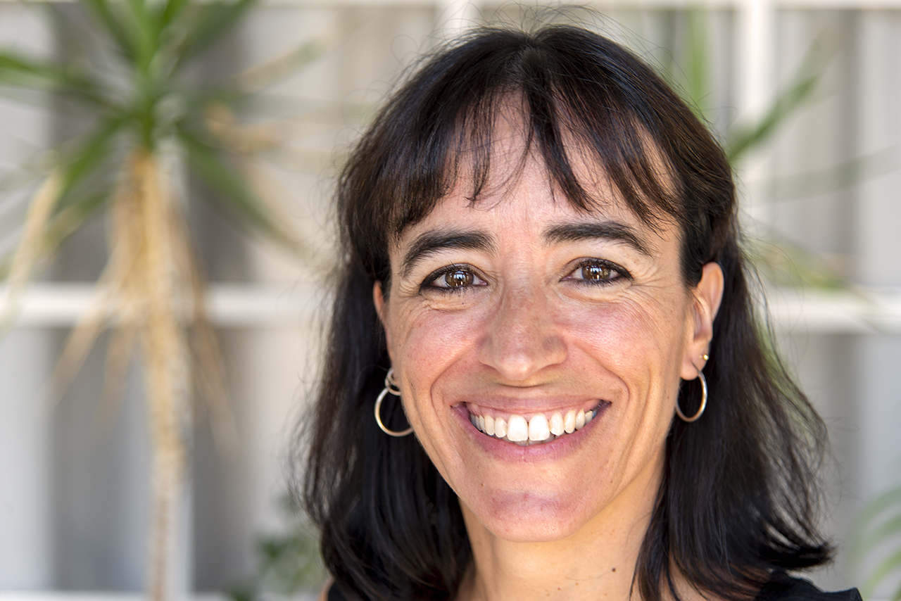 Laura Fernández, profesora del Departamento de Historia del Arte de la Complutense y codirectora del curso “Libros, mediadores y redes sociales en tiempos de Alfonso X (1221-2021)”