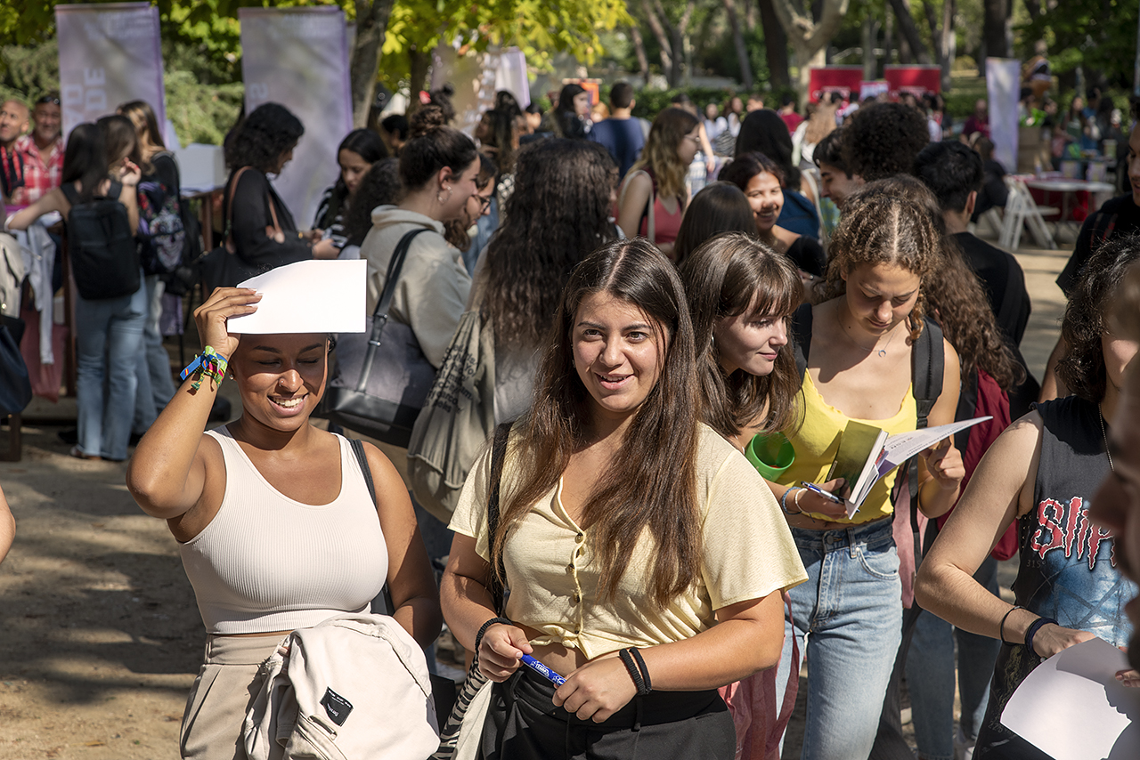 Bienvenida universitaria Complutense en el campus de Moncloa
