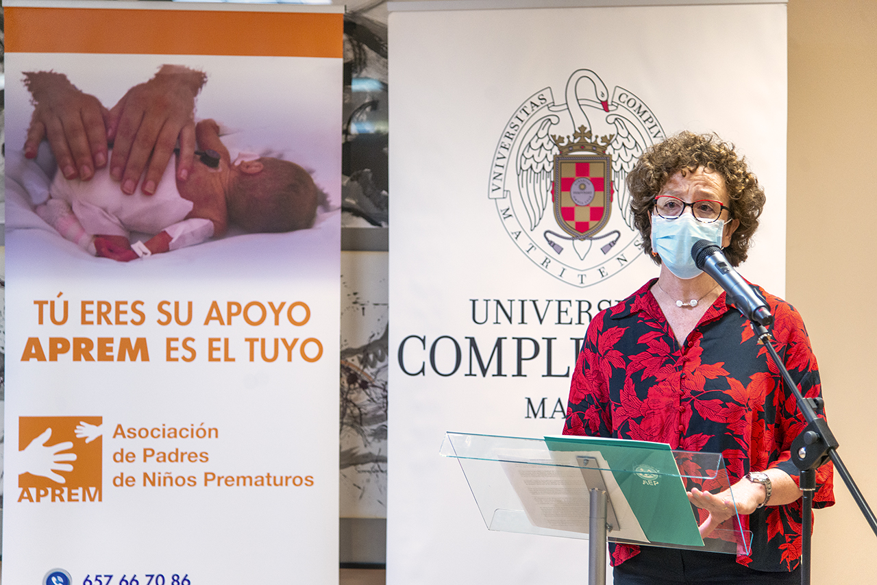 En representación del Comité Asesor de Vacunas de la Asociación Española de Pediatría intervino en el acto su vocal, María Luisa Navarro
