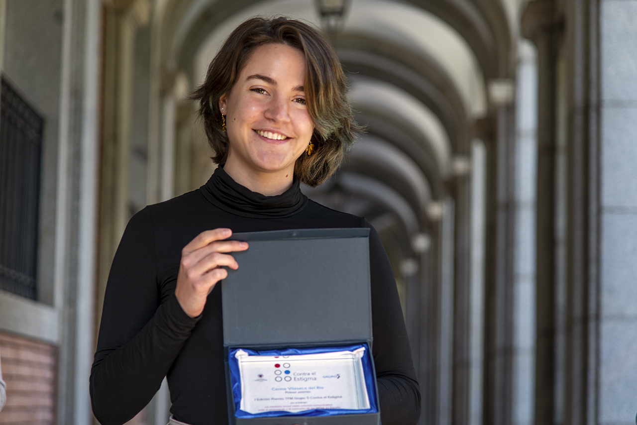 Carme Vilaseca, estudiante de Ciencias de la Información, ganadora del Premio al Mejor TFM contra el Estigma