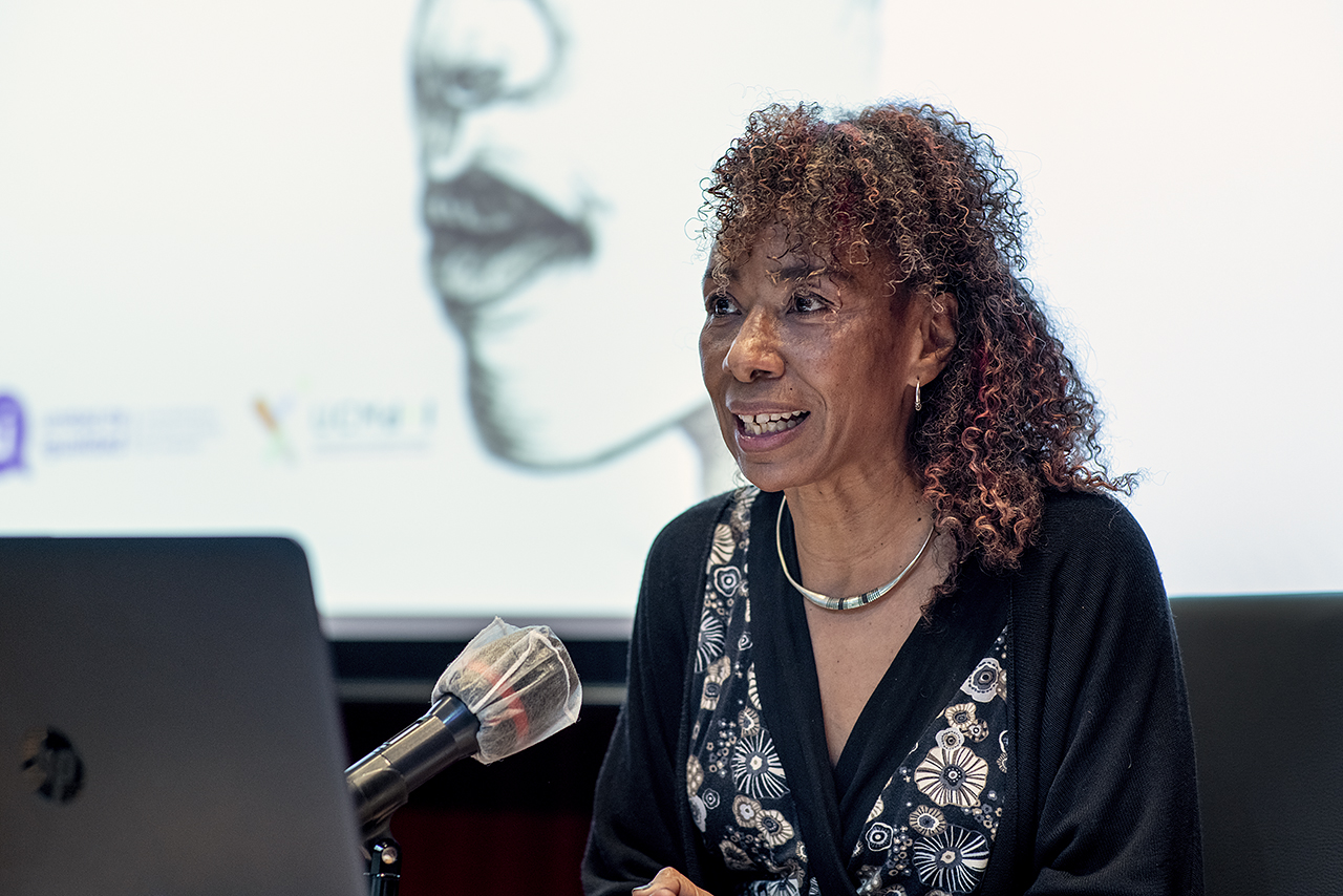 Patricia Rocu, investigadora principal del proyecto “Re-construyendo miradas múltiples hacia la diversidad socio-cultural”