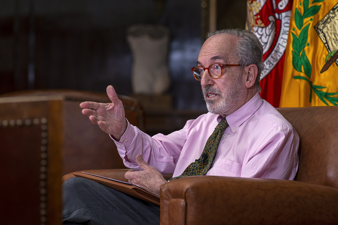 Jesús Millán es además director de la cátedra extraordinaria de Educación Médica en la UCM, presidente de la Asociación Española de Educación Médica