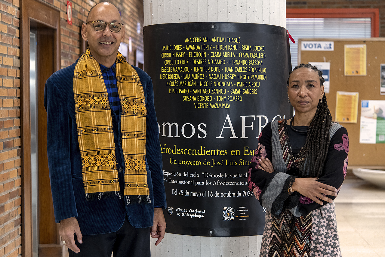 Los profesores Fernando Barbosa y Patricia Rocu son dos de los retratados en la muestra ¡Somos afro!