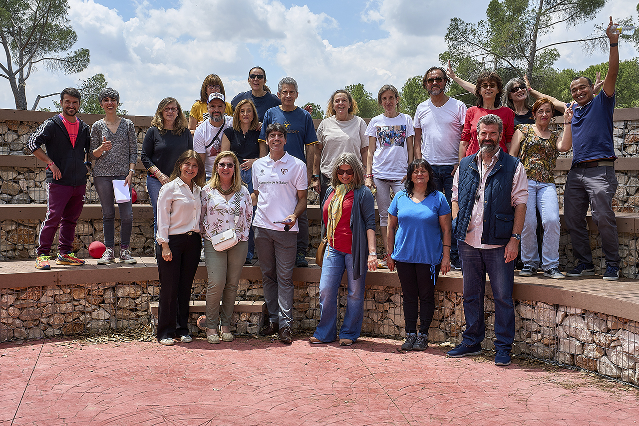 Foto de grupo de participantes y organizadores. Fotografía: Delegación para el Campus de Somosaguas
