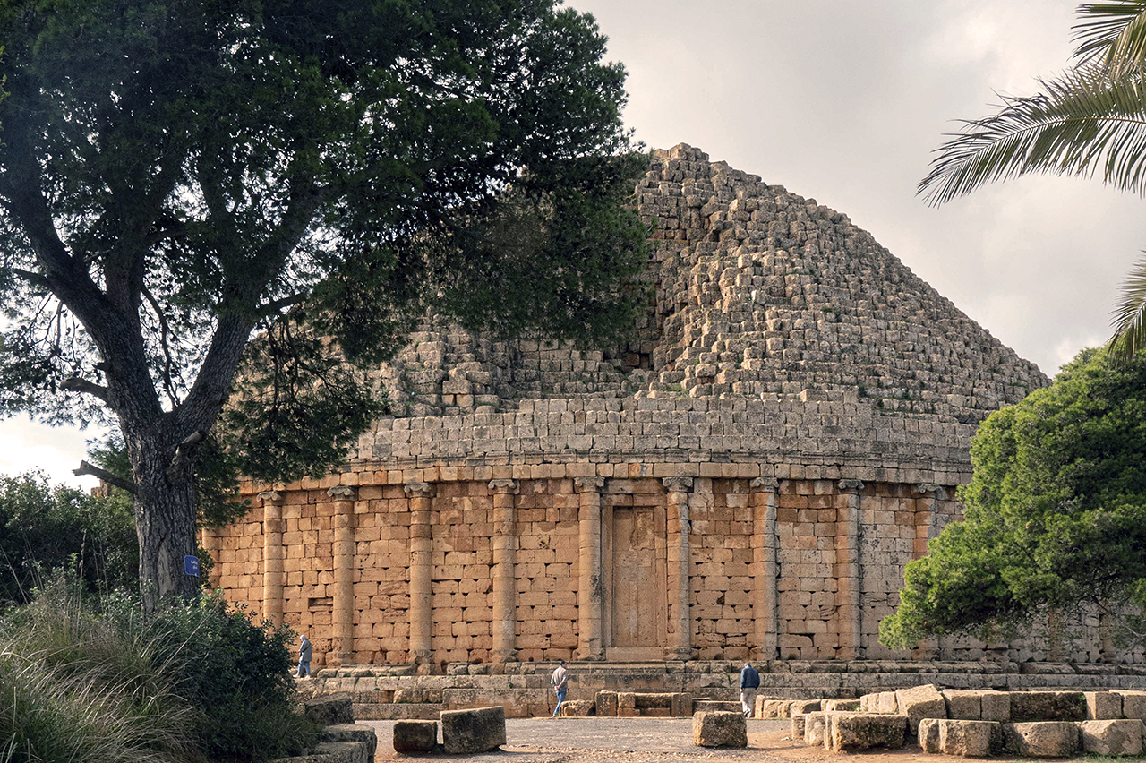 La tumba monumental que la tradición atribuye a la única hija de Marco Antonio y Cleopatra. Imagen: Javier Rodríguez Pandozi