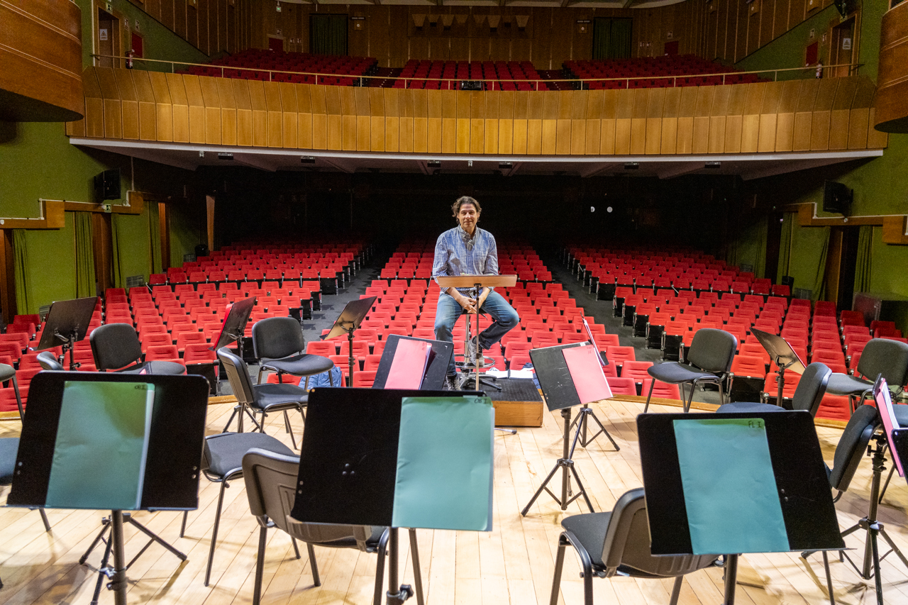 La Orquesta Sinfónica de la UCM dedica, en primera persona, sus conciertos de Navidad a los afectados por la DANA