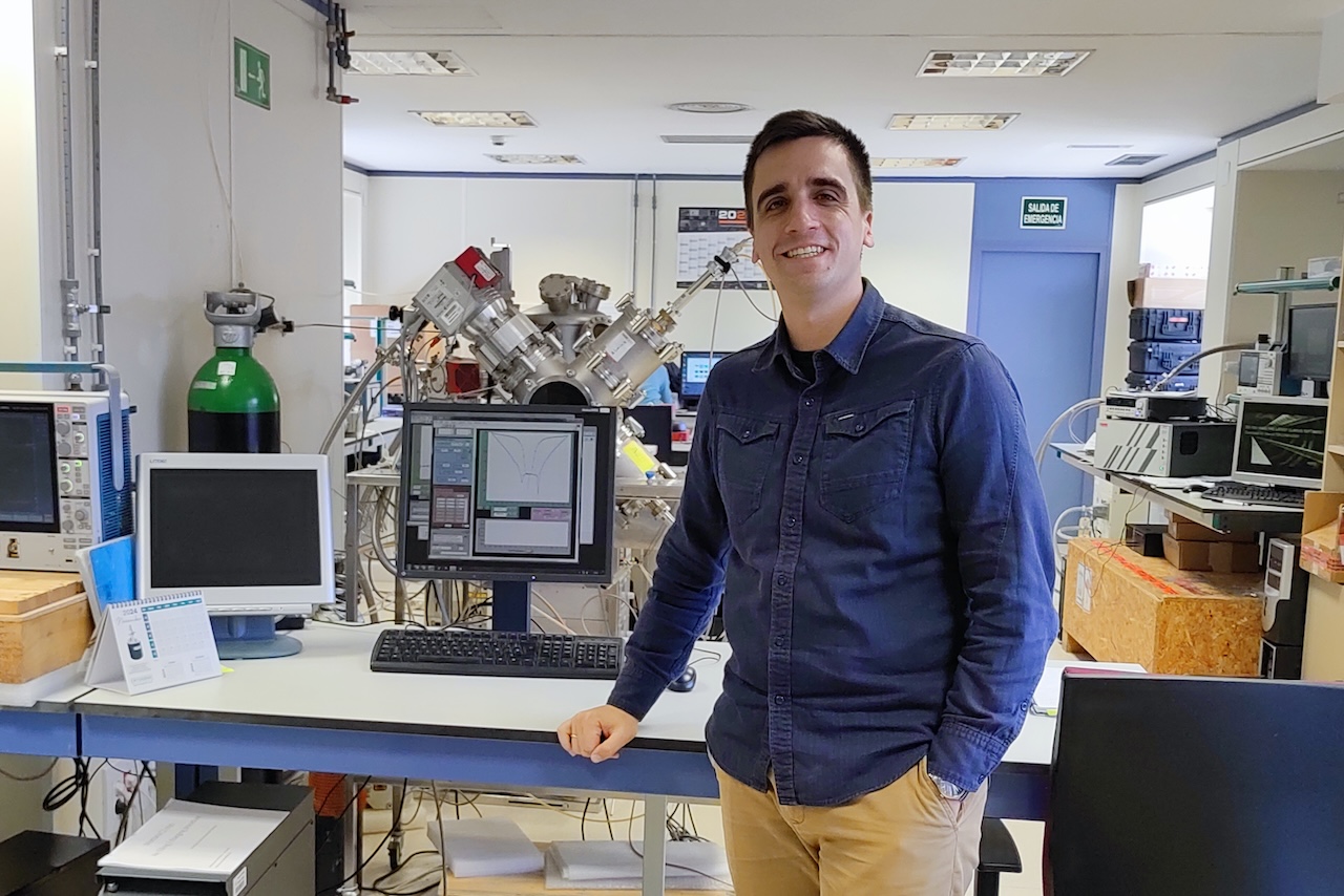 El estudiante de Físicas Víctor Zamora, uno de los tres ganadores de la I edición del “Una Europa PhD Impact Award”